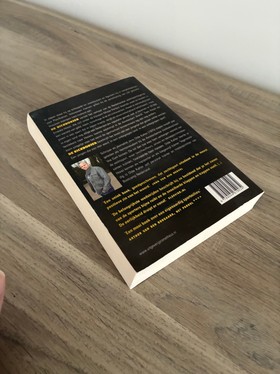 bookImage