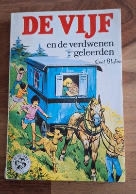 bookImage