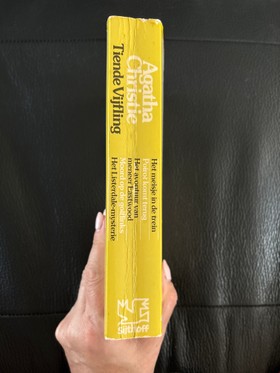 bookImage