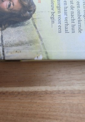 bookImage