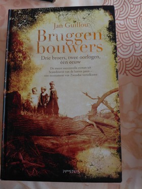 bookImage