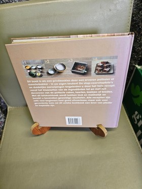 bookImage