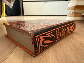 bookImage