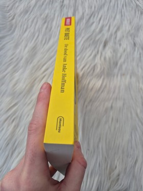 bookImage