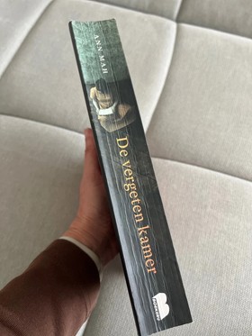 bookImage