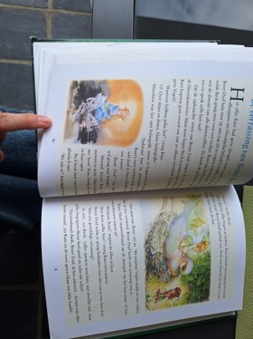 bookImage