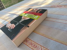 bookImage