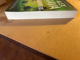 bookImage