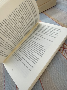 bookImage