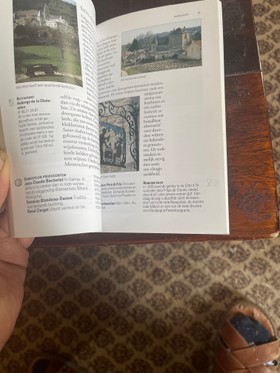 bookImage