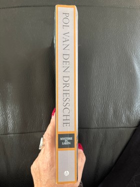bookImage