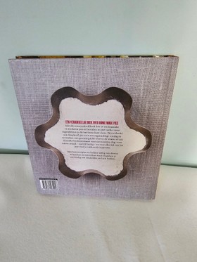bookImage