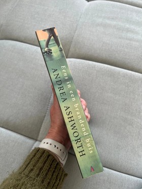 bookImage
