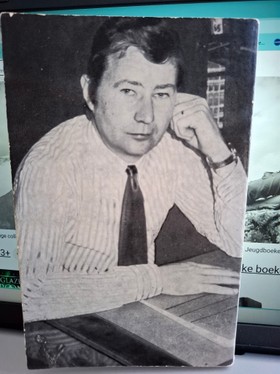 bookImage