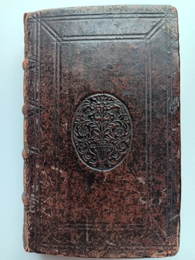 bookImage
