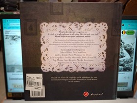 bookImage