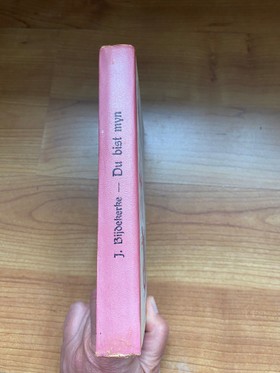 bookImage