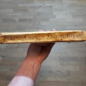 bookImage