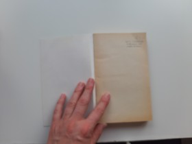 bookImage