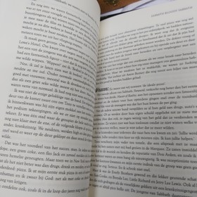 bookImage