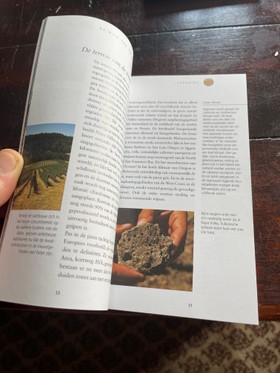 bookImage