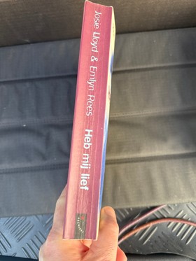 bookImage