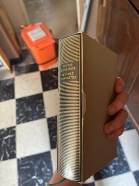bookImage
