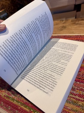 bookImage