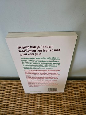 bookImage