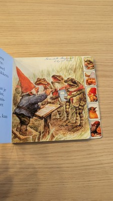bookImage