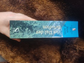 bookImage