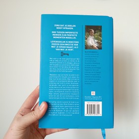 bookImage