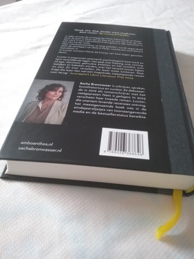 bookImage