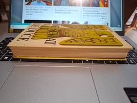 bookImage