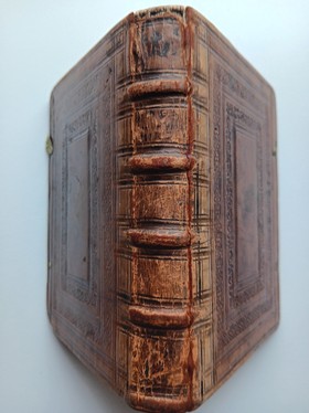 bookImage