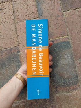 bookImage