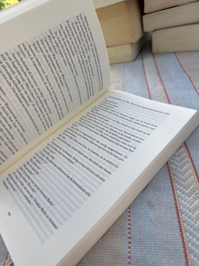 bookImage
