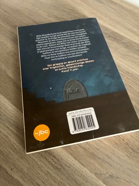 bookImage
