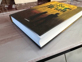 bookImage