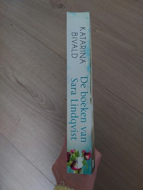 bookImage