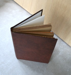 bookImage