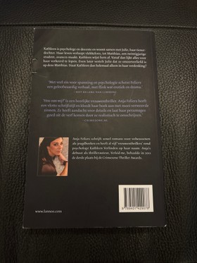 bookImage