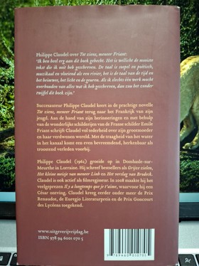 bookImage