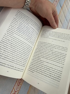 bookImage