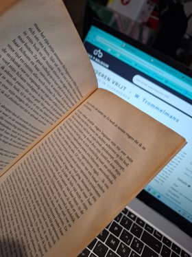 bookImage