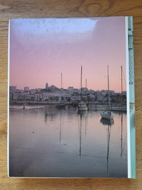 bookImage