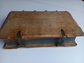 bookImage