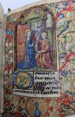 bookImage