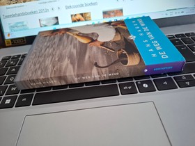 bookImage