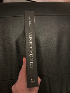 bookImage